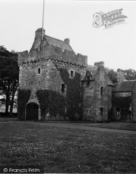 Hunterston Castle 1951, Fairlie