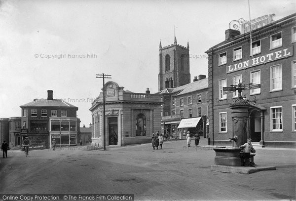 Photo of Fakenham, Market Square 1921