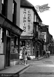 Shopping On Arwenack Street c.1950, Falmouth