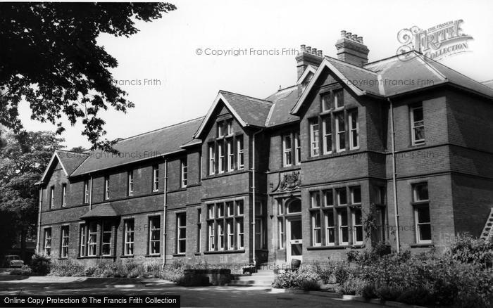 Photo of Far Headingley, Hollin Hall c.1965