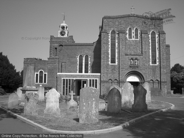 Photo of Fareham, Church Of St Peter And St Paul 2005