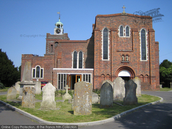 Photo of Fareham, Church Of St Peter And St Paul  2005