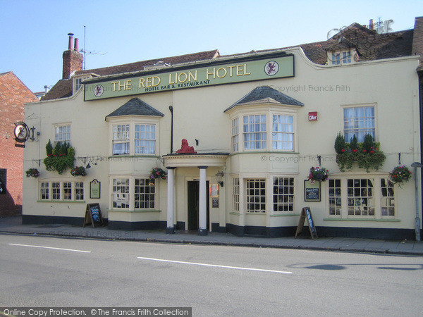Photo of Fareham, The Red Lion Hotel 2005