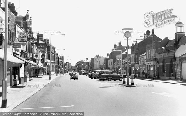 Photo of Fareham, West Street c.1965