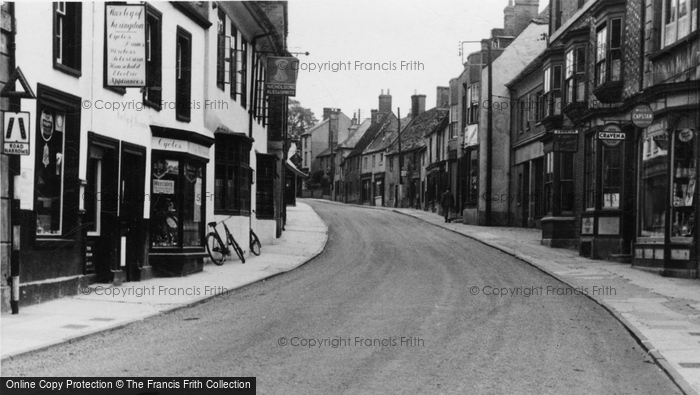 Photo of Faringdon, London Street c.1950
