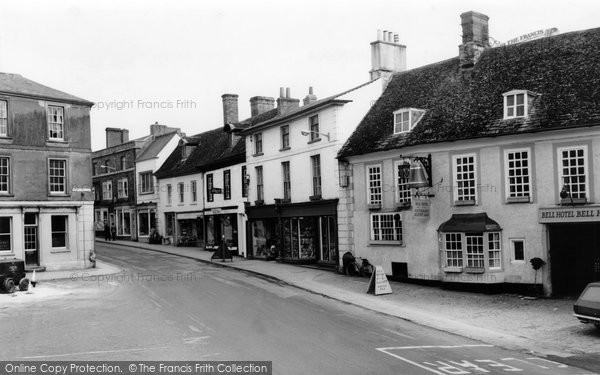 Photo of Faringdon, London Street c.1965
