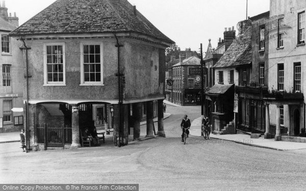 Photo of Faringdon, The Old Town Hall c.1950