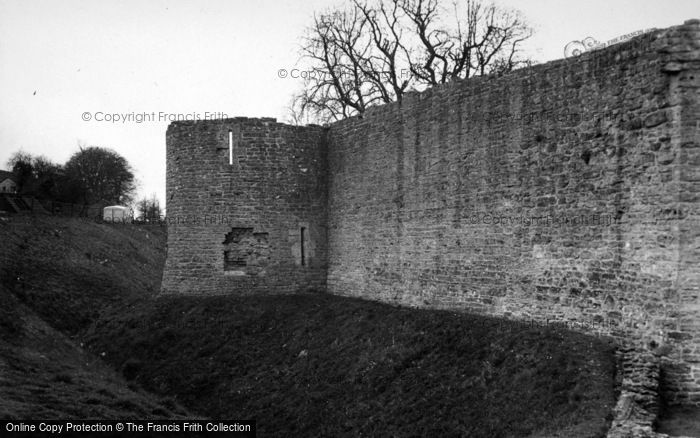 Photo of Farleigh Hungerford, Castle 1951