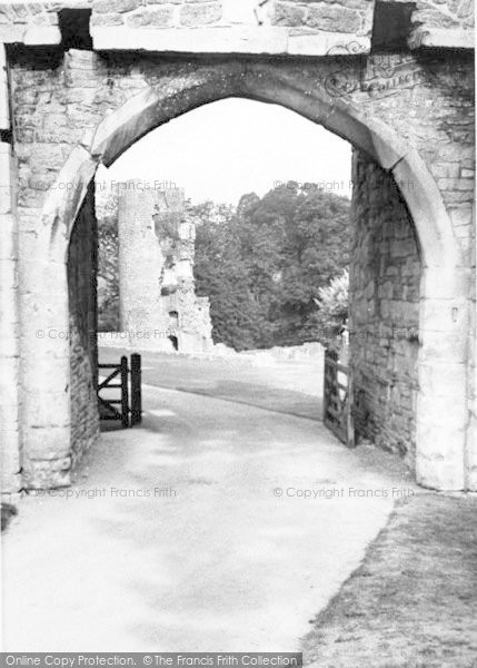 Photo of Farleigh Hungerford, Entrance To Castle c.1955