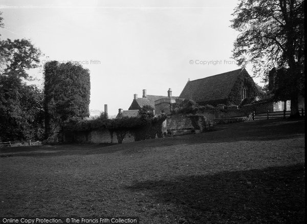 Photo of Farleigh Hungerford, The Castle c.1900