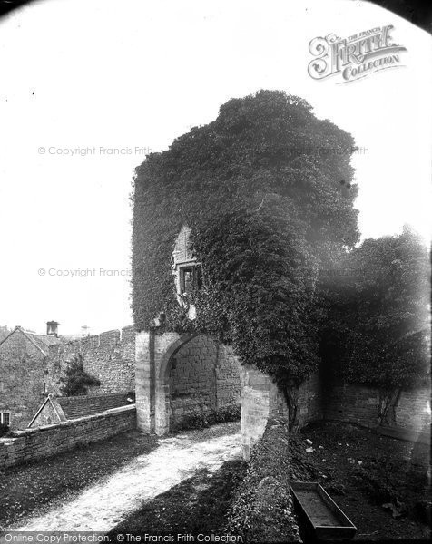 Photo of Farleigh Hungerford, The Castle c.1900