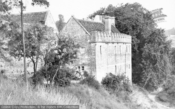 Photo of Farleigh Hungerford, The Castle c.1955