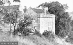 The Castle c.1955, Farleigh Hungerford