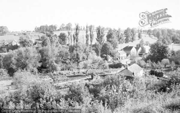 Photo of Farleigh Hungerford, The Village c.1955