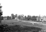 1939, Farley Green