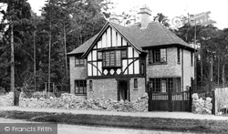 Byways (Mr Drew's House)1923, Farnborough