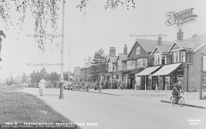 Photo of Farnborough, Farborough Road c.1950