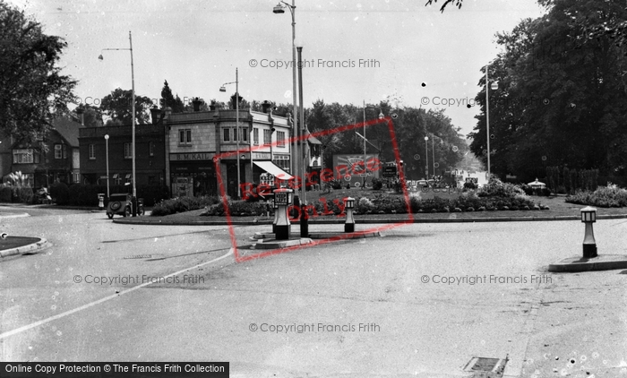 Photo of Farnborough, Farnborough Road And Roundabout c.1955