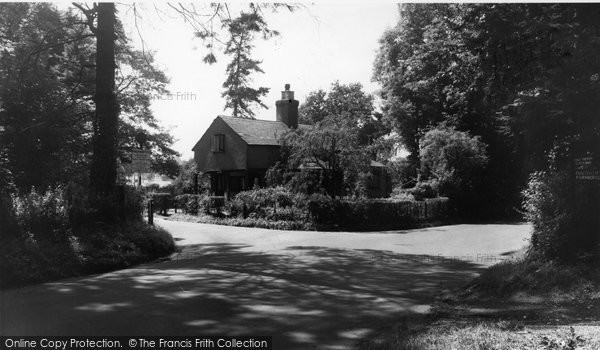 Photo of Farnborough, High Elms Road c.1965