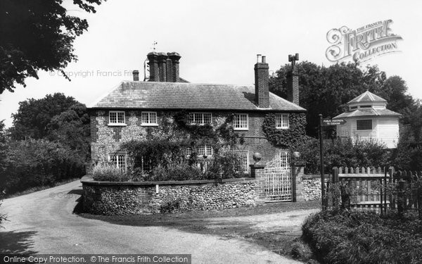 Photo of Farnborough, High Elms Road c.1965