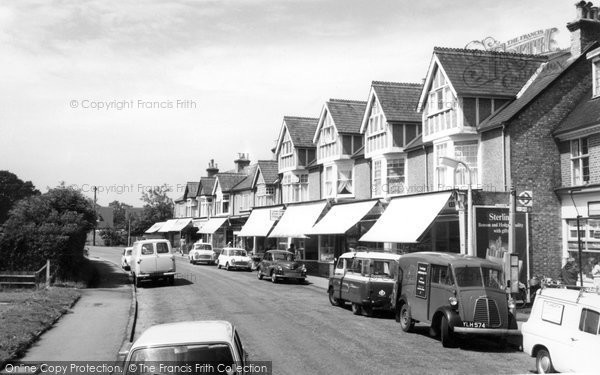 Photo of Farnborough, High Elms Road c.1965