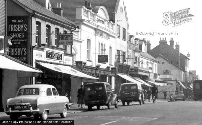 Photo of Farnborough, Lynchford Road c.1960