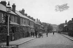 Milk Float, High View Road 1913, Farnborough