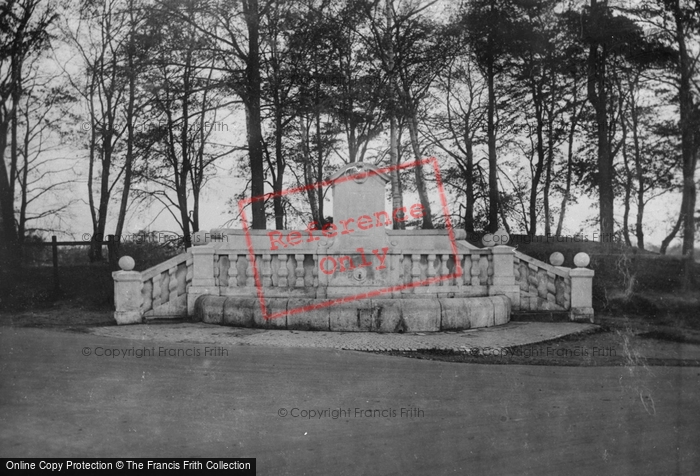 Photo of Farnborough, National Children's Home Memorial Fountain 1923