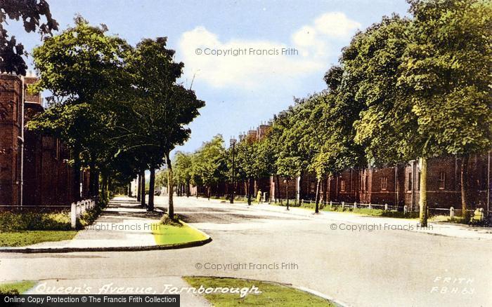 Photo of Farnborough, Queen's Avenue c.1955