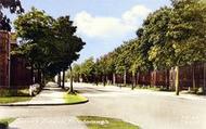 Queen's Avenue c.1955, Farnborough