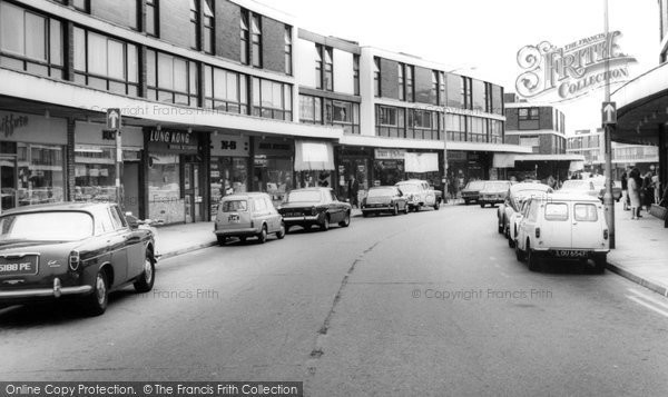 Photo of Farnborough, Queensmead Parade c.1965