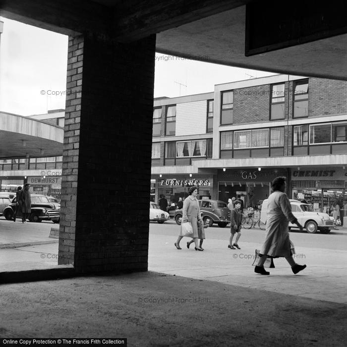 Photo of Farnborough, Queensmead Shopping Centre 1962