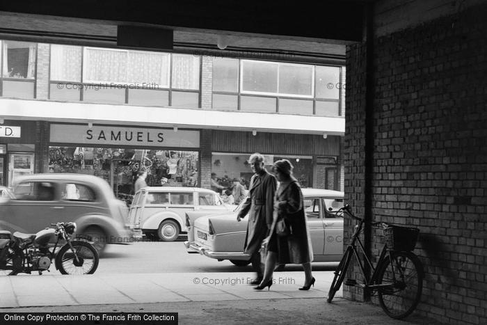 Photo of Farnborough, Queensmead Shopping Centre, Samuels 1962