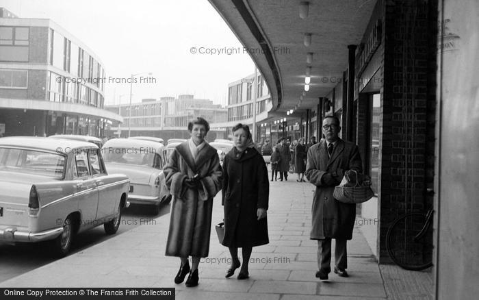 Photo of Farnborough, Queensmead Shopping Centre, Shoppers 1962