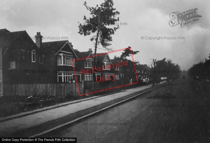 Photo of Farnborough, Reading Road 1924