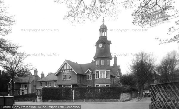 Photo of Farnborough, The Clock House 1927