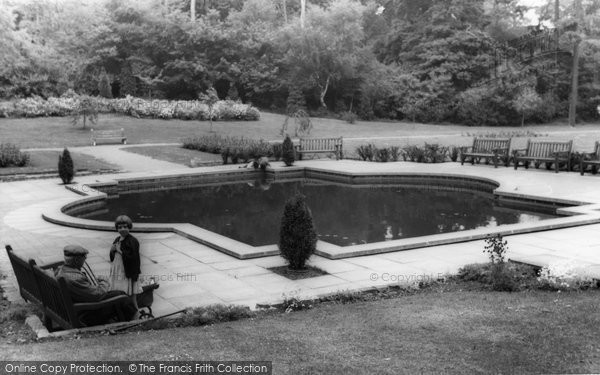 Photo of Farnborough, the Park c1965