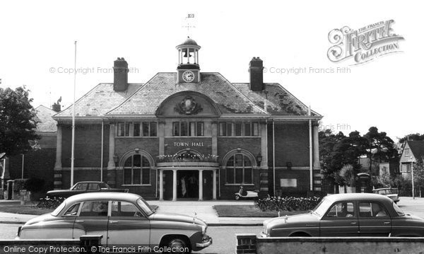 Photo of Farnborough, The Town Hall c.1965