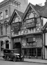Antiques Shop, The Borough 1924, Farnham