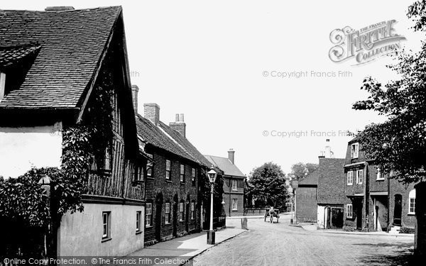 Photo of Farnham, Bridge Square 1904
