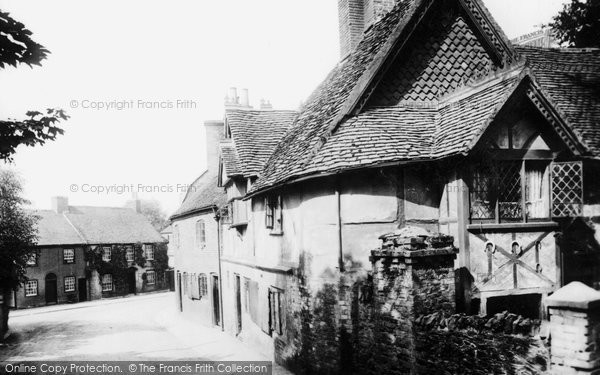 Photo of Farnham, Bridge Square 1904