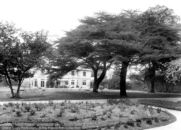 Photo of Farnham, Brightwell House 1927