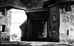 Castle Entrance c.1950, Farnham