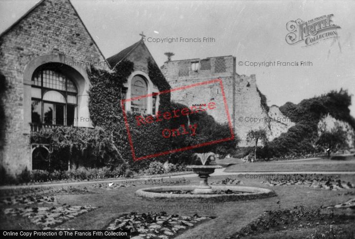 Photo of Farnham, Castle, Gardens 1904