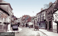 Downing Street 1904, Farnham