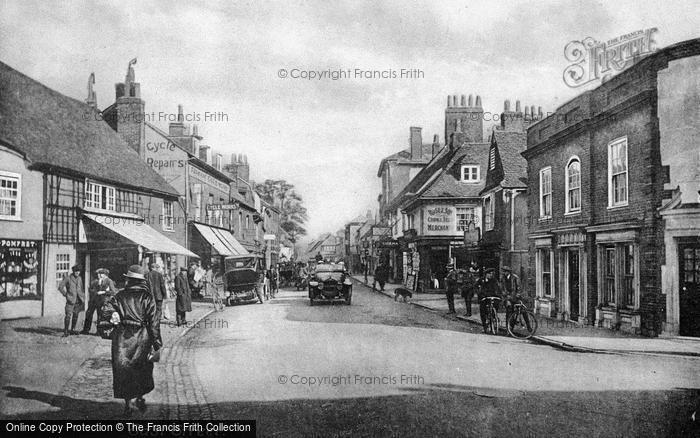 Photo of Farnham, East Street c.1930