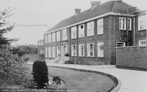 Photo of Farnham, Girls Grammar School c.1965