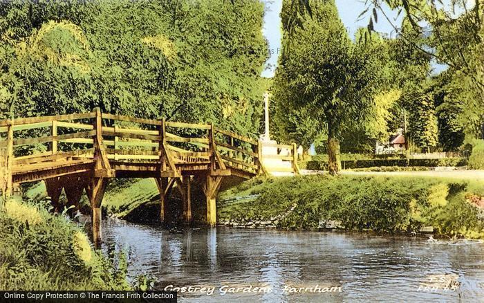 Photo of Farnham, Gostrey Gardens c.1955