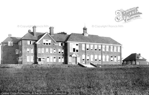 Photo of Farnham, Grammar School 1906