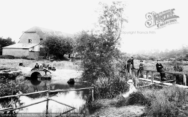 Photo of Farnham, Hatch Mill 1904
